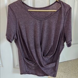 Lululemon- Women's Purple Twist Front Top
No tag- think is 6 cuz I wear a 6.